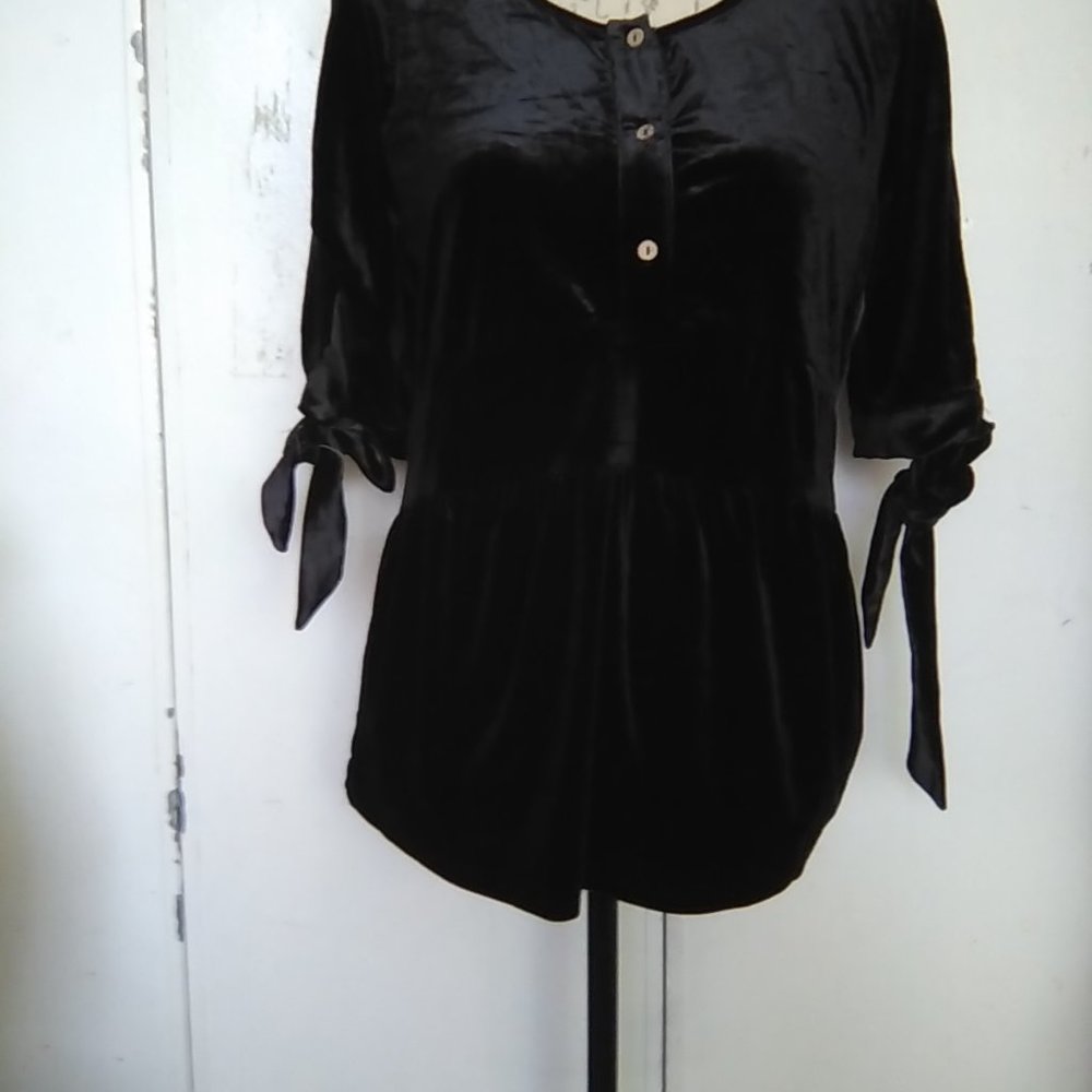 NWT SIZE L HIDDEN ALLEY top blouse boho velvet-Velour . unique 3/4 sleeve